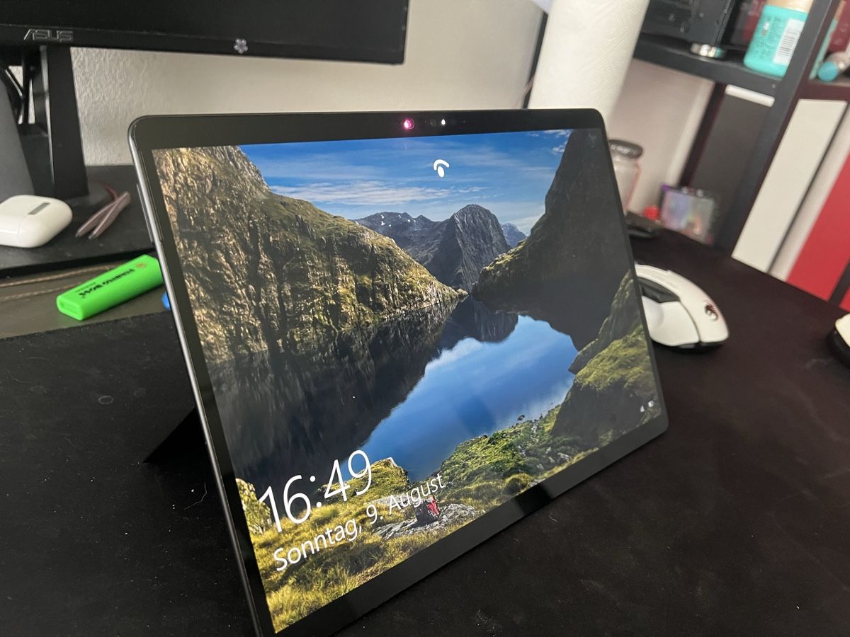 Microsoft Notebook: Microsoft surface Pro X – Nuovo (secondo la descrizione) da Sempach venduto da cyr_n7nm