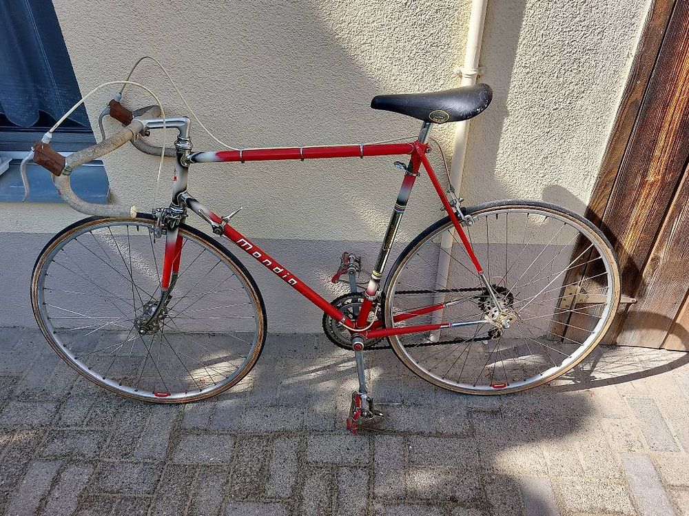 Vélos: Rennvelo Mondia Special – D'occasion à Neuhausen par kaa_h6x2
