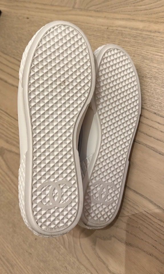 Chanel Scarpe da donna: Chanel Sneakers Grösse 39 – Usato da Kloten venduto da liu_65tx 4