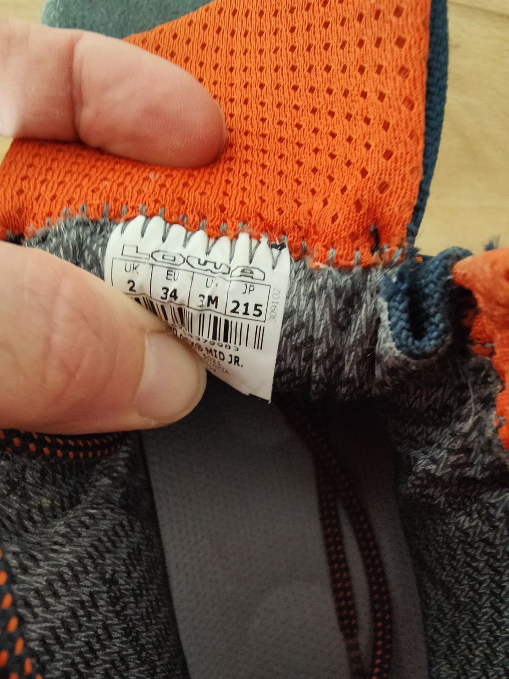 Lowa Scarpe per ragazzi: Lowa Wanderschuh Gr.34 – Usato da Eggiwil venduto da armluk 2