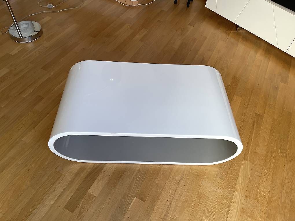 Tavoli: Moderner Couchtisch Hochglanz Weiss/Grau – Usato da Möhlin venduto da viv_v52q 3