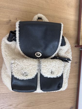 Coach Rucksack Shearling Leder schwarz neuwertig