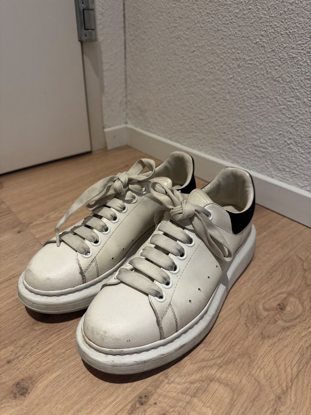 Alexander Mcqueen Scarpe da uomo: Alexander Mcqueen – Usato da Rupperswil venduto da nes_qs52