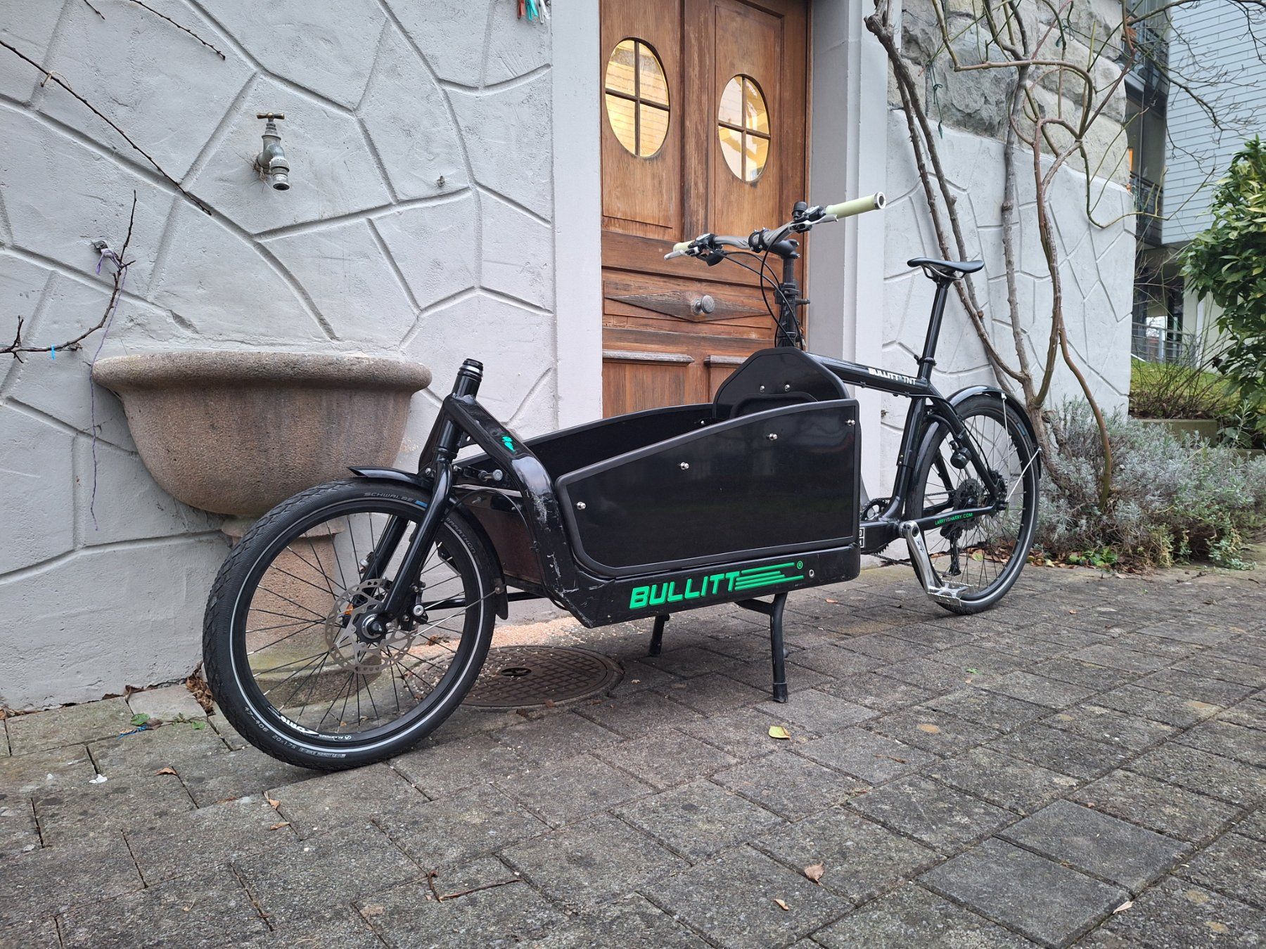 Velos: Larry vs. Harry Bullitt Cargovelo – Gebraucht aus Hünenberg See von  1