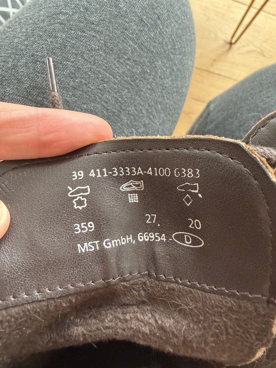 Bugatti Damenschuhe: Bottines à lacets Bugatti cuir marron 39 – Gebraucht aus Uetliberg von adrenalhyn 4