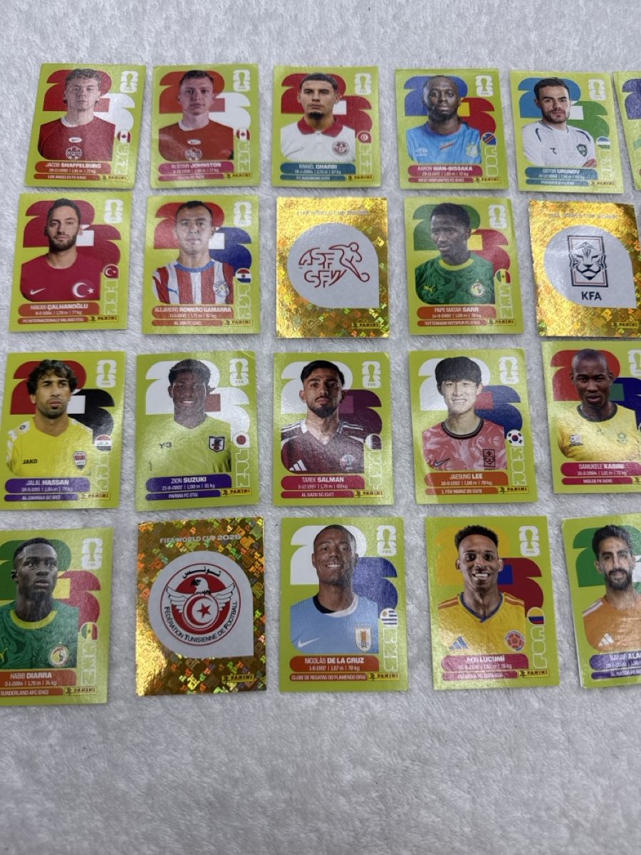 Panini Carte collezionabili: Lot 40 panini juste déballé  – Nuovo (secondo la descrizione) da Chenens venduto da anasantos90 1