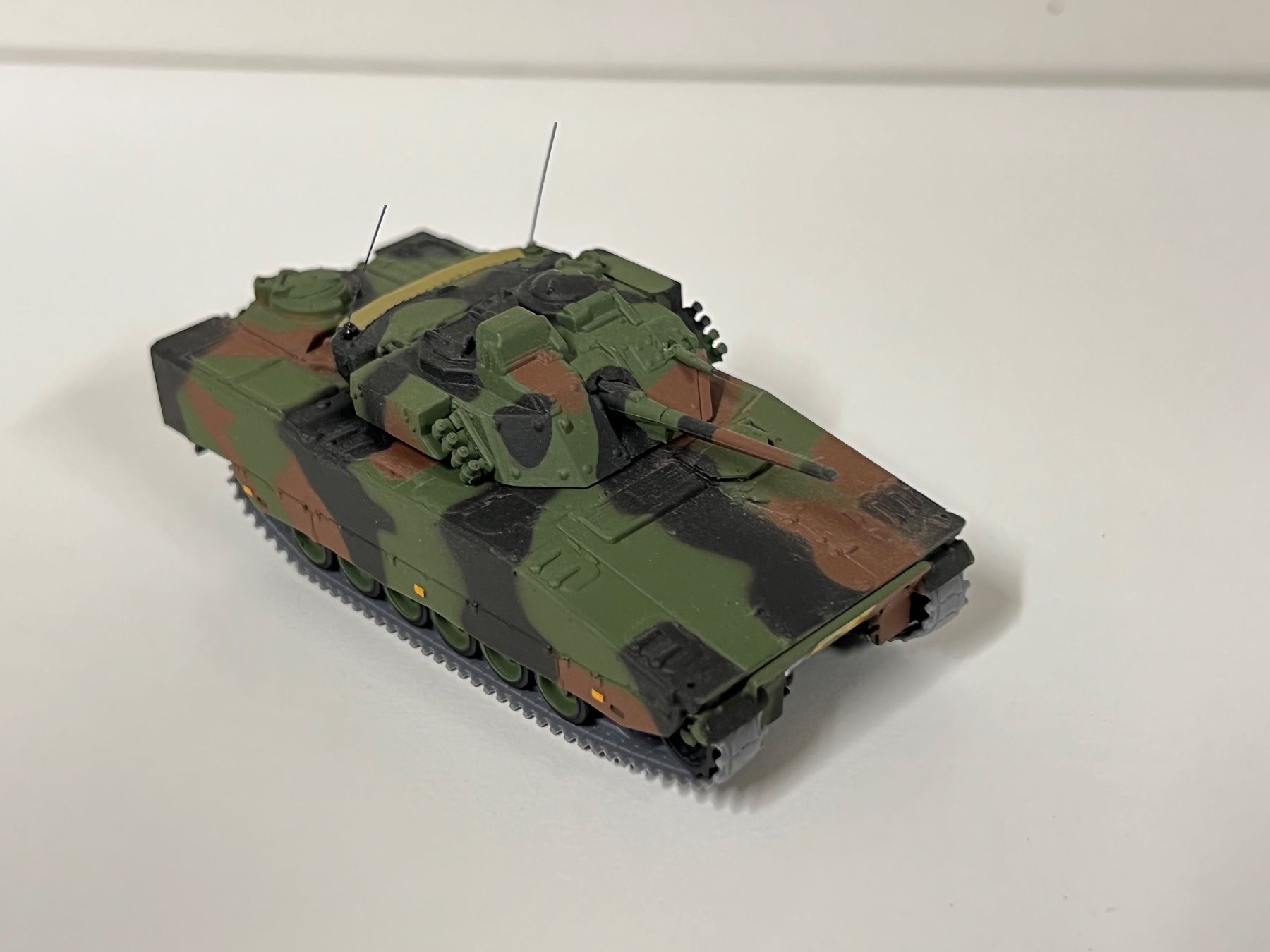 Modellini di ferrovie: ACE  Panzer Swiss  H0 1:87 – Usato da Geroldswil venduto da TopTrain54 2
