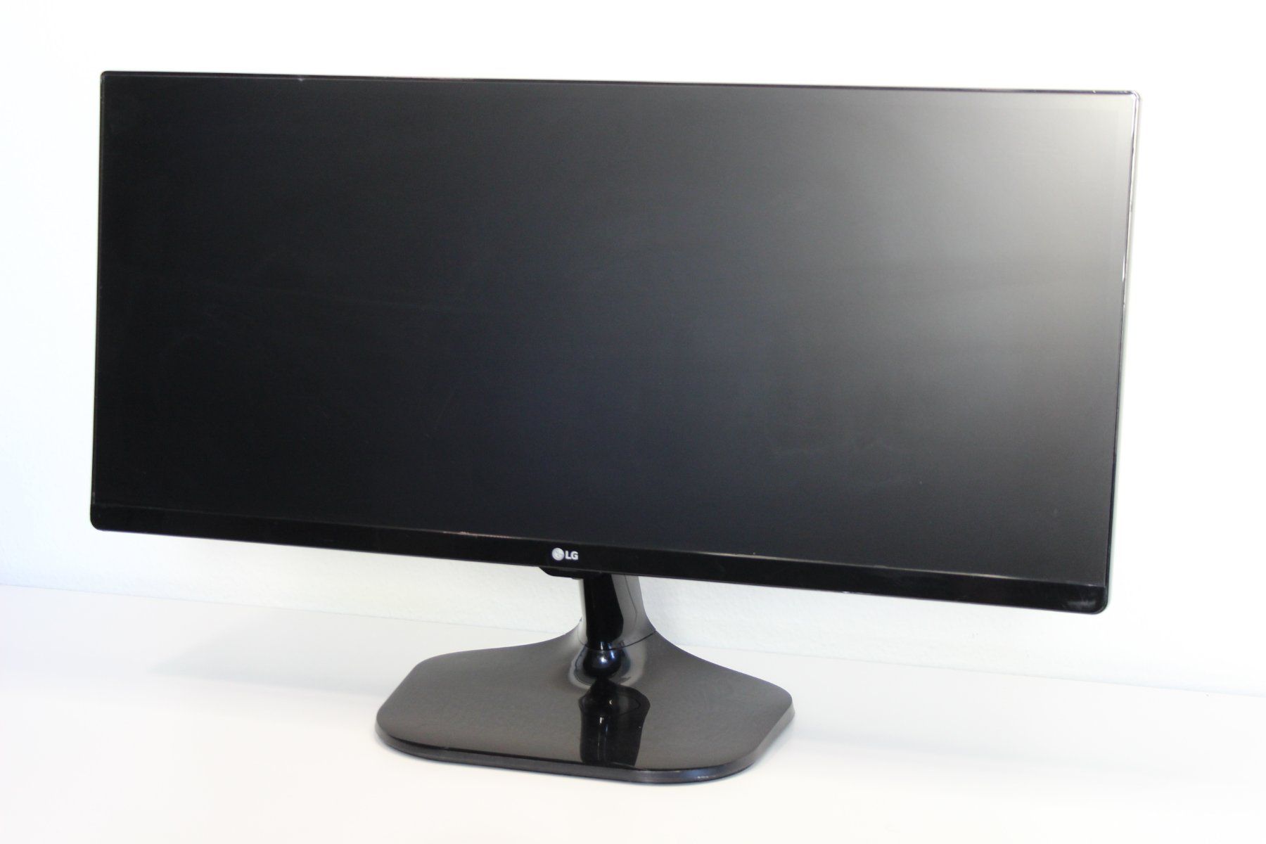 LG Monitor: LG Ultrawide 25" Monitor 25UM58 schwarz – Usato da Basel venduto da David25