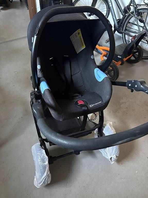 Carrozzine: Kinderkraft Babyschale/Wagen – Usato da Zetzwil venduto da wolwernieves 1