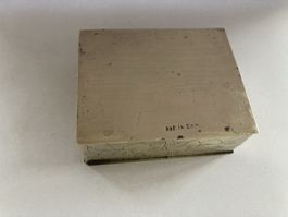 Vintage-Messingdose aus China