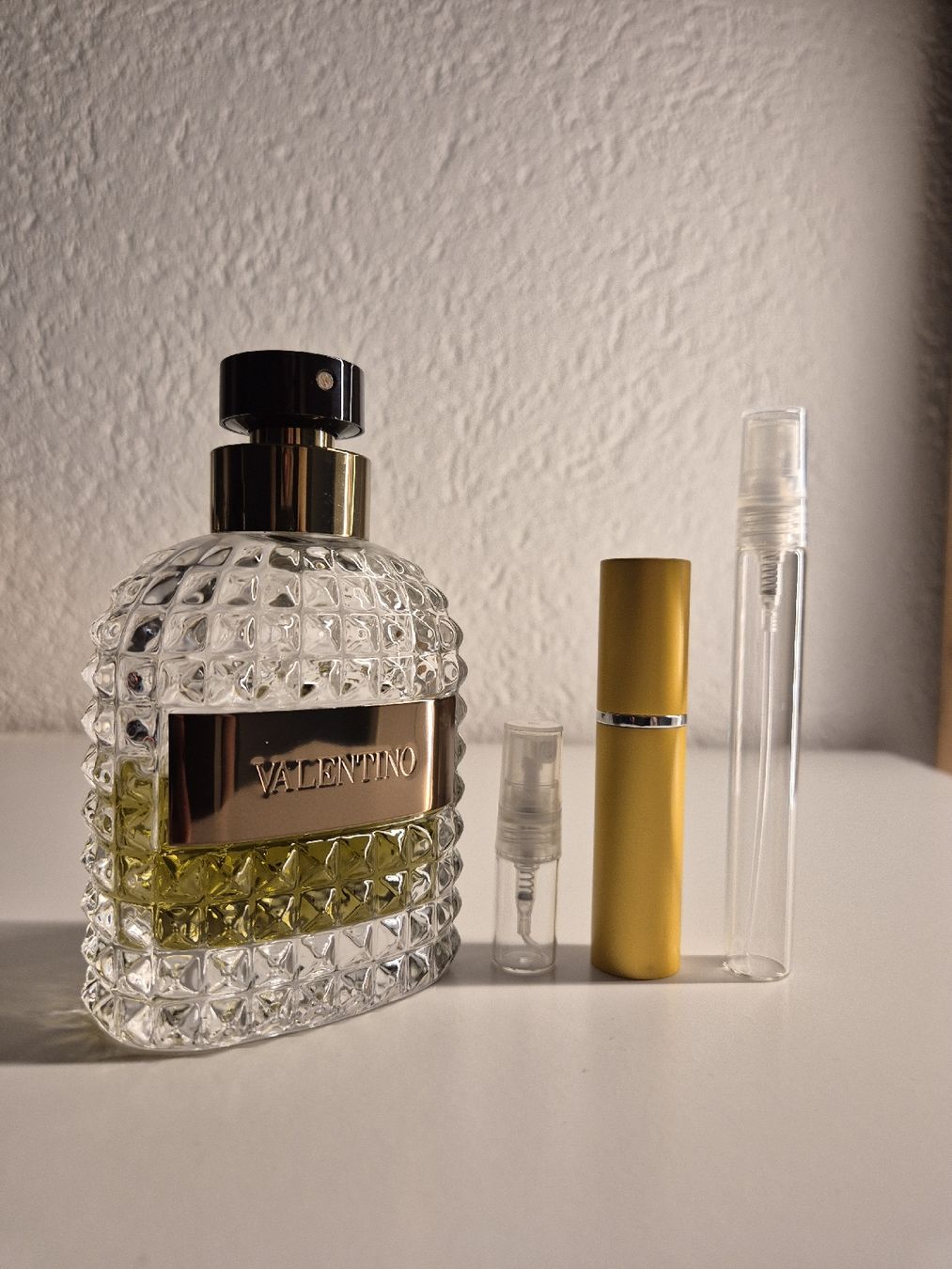 Valentino Profumi & Eau de Toilette: Valentino Uomo EDT 2ml Abfüllung, Tester, Probe – Usato da Dottikon venduto da Traych