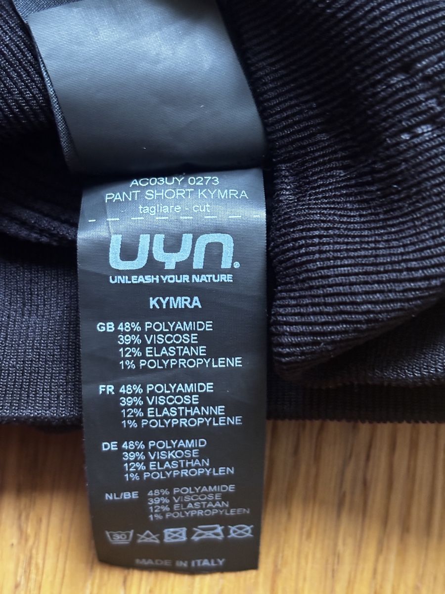 Leggings: UYN Running Tight Gr. M – Nuovo (secondo la descrizione) da Steffisburg venduto da nikita009 4