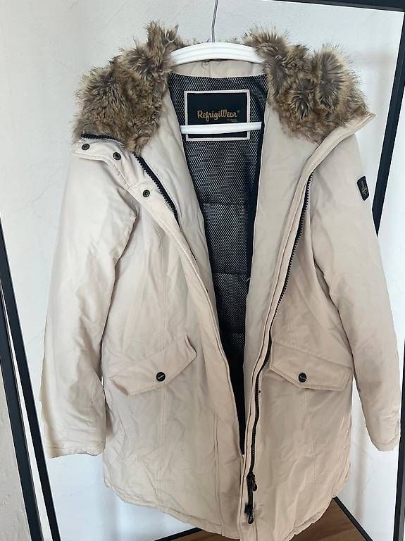 Cappotti: Damen Parka  – Usato da Jona venduto da Joshua_Pat