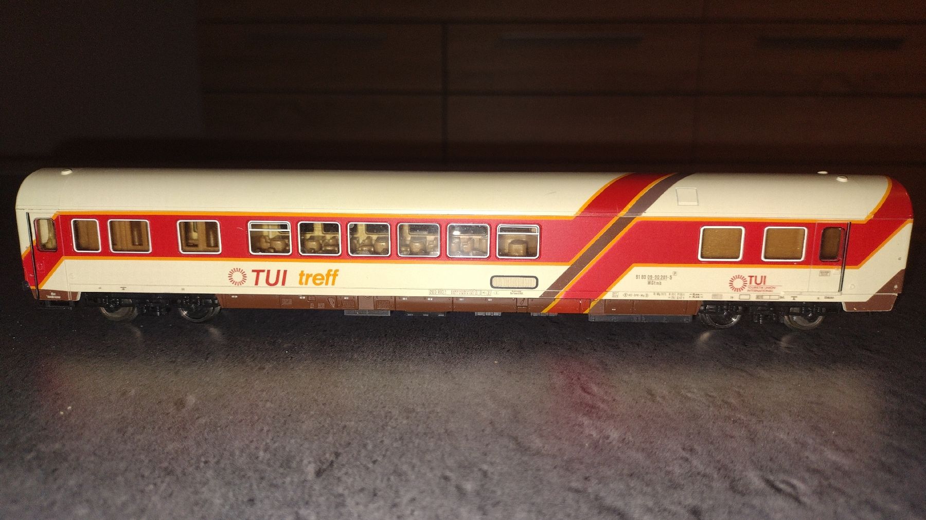 Roco Modellini di ferrovie: Voiture restaurant TUI treff – Usato da Vevey venduto da tgv3 4