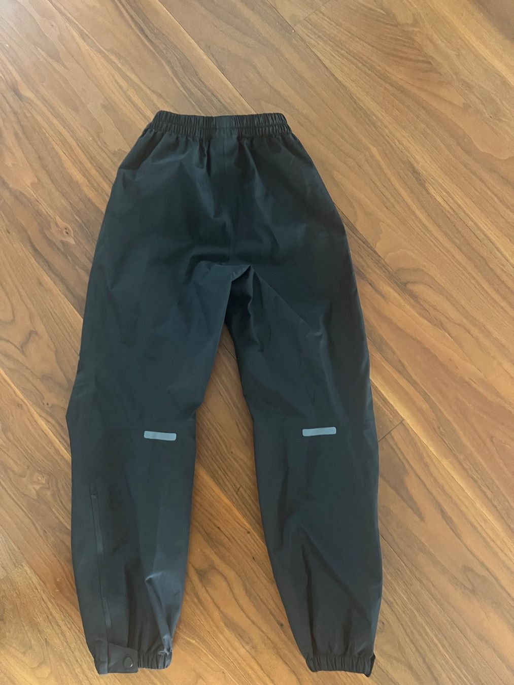 Jack Wolfskin Pantaloni: Regenhose Jack Wolfskin Gr. 128 – Usato da Wigoltingen venduto da Pigi84 1