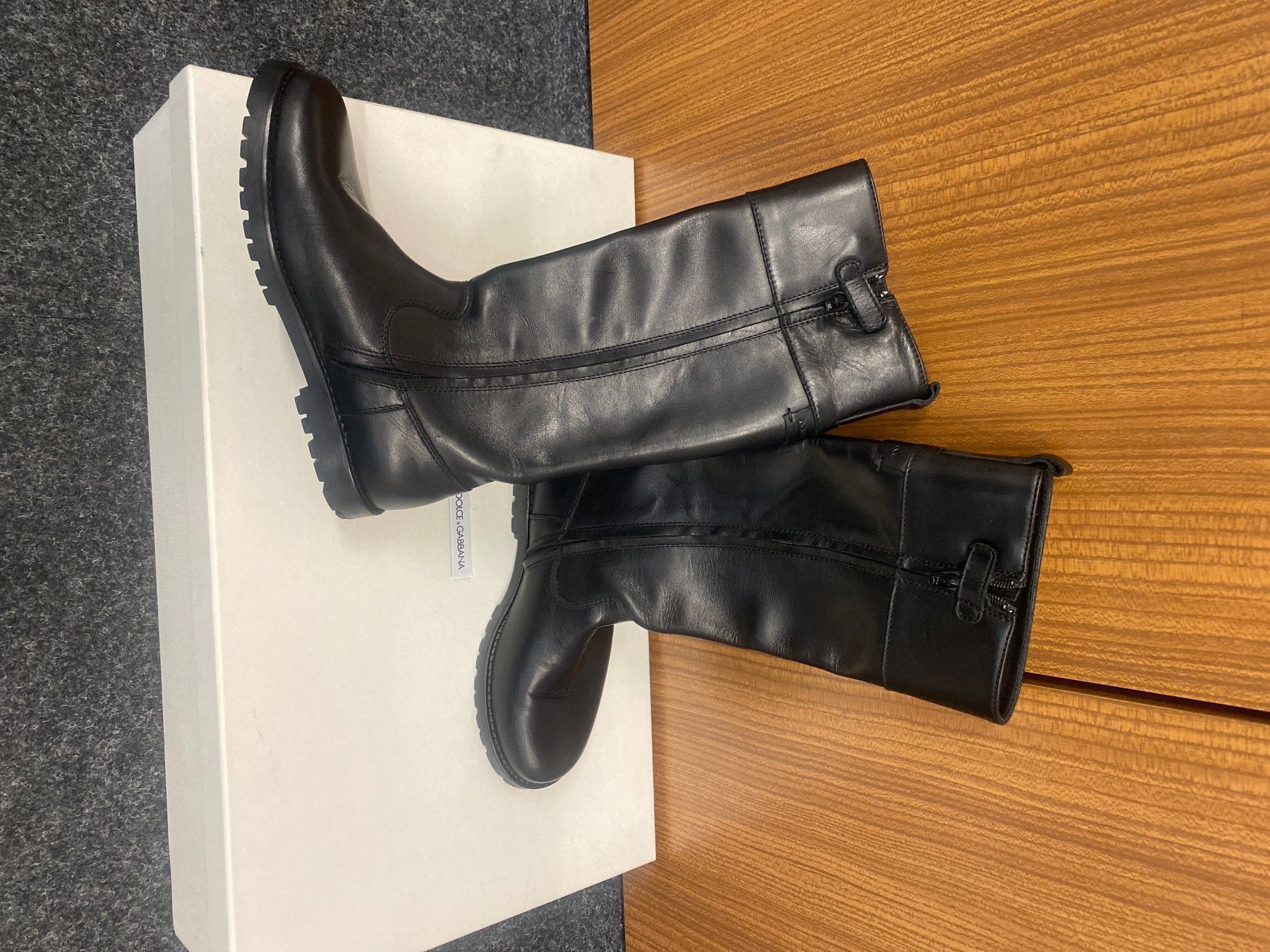 Dolce & Gabbana Schuhe für Mädchen: Dolce Gabbana Stiefel 32 – Neu und originalverpackt aus Lachen SZ von LuganoLugano 2