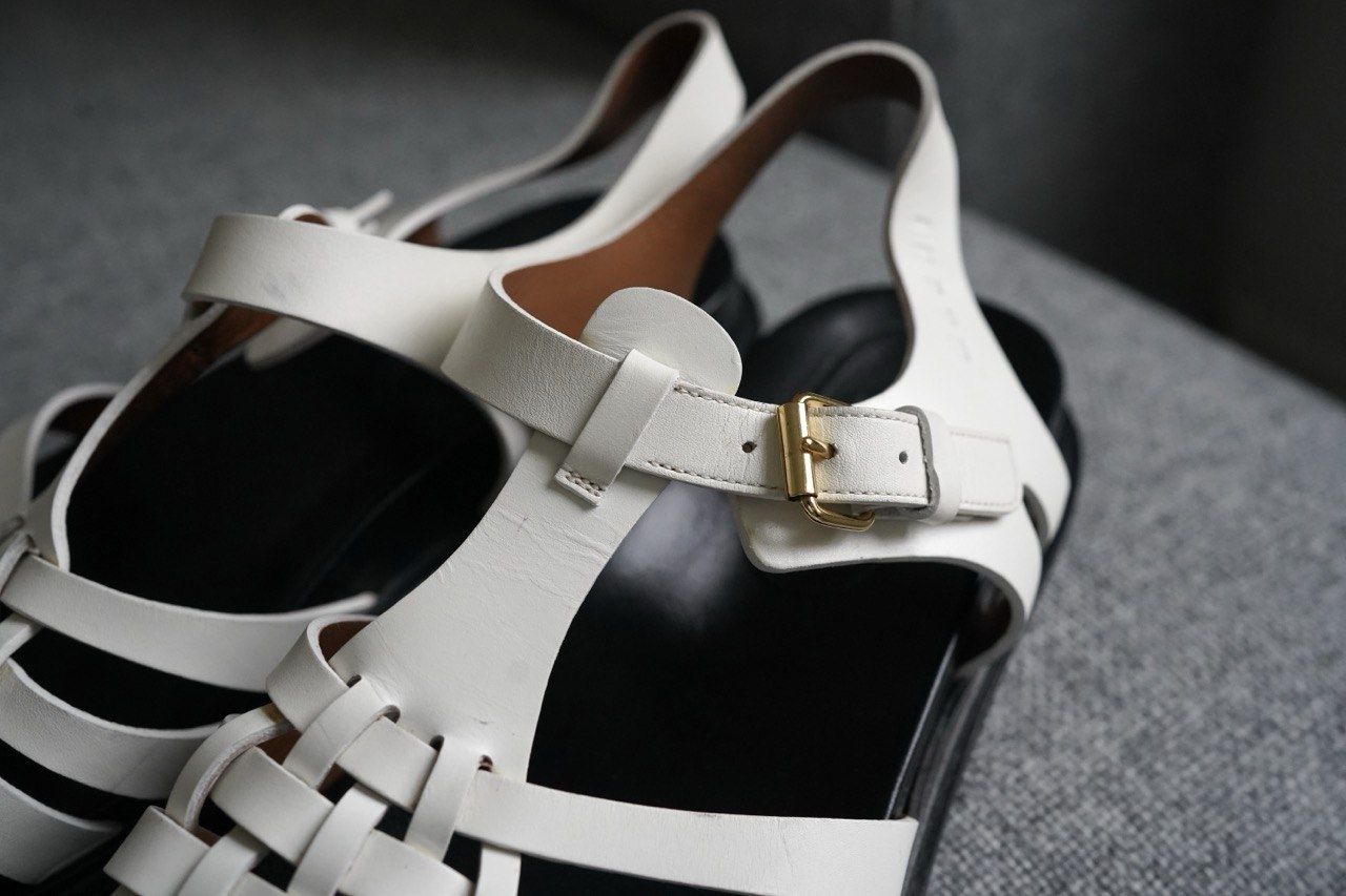 Damenschuhe: Marni Strappy Flat Sandals, 40, white. Great condition – Gebraucht aus Meilen von altt 3