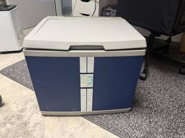 Küchlschrank ~230v/-12v