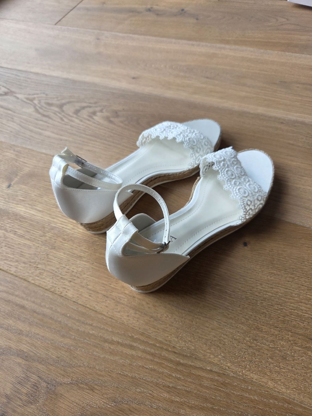 Scarpe da donna: Neue Avalia Hochzeitsschuhe Gr. 39 – Nuovo e nell'imballaggio originale da Zofingen venduto da SONDERZEiCHEN 3