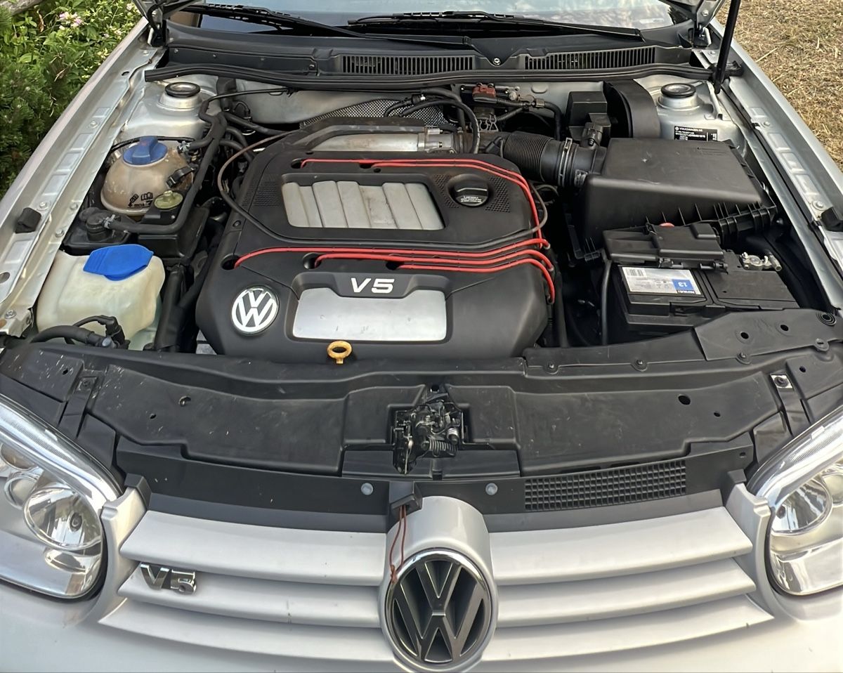VW Automobili: VW Golf V5 – Usato da Astano venduto da emm_5hnk
