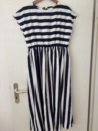 10 X Sommerkleider, unterschiedliche Marken, grösse L