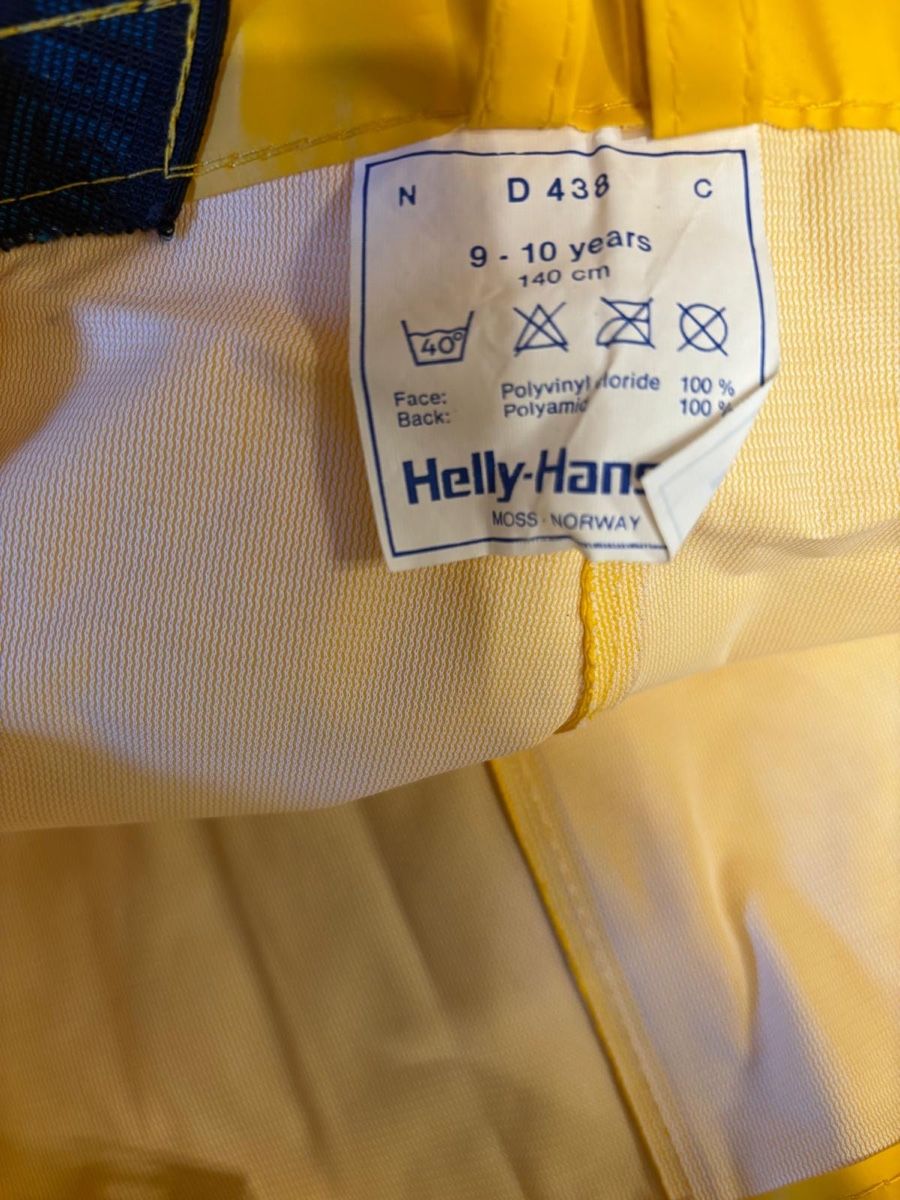 Helly Hansen Pantaloni: Vintage Regenhose Marke Helly Hansen – Usato da Davos Frauenkirch venduto da p.lugnan 2