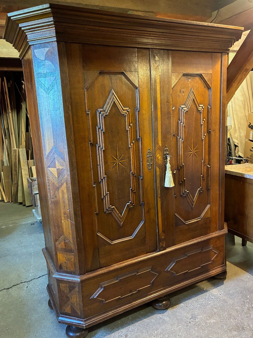 Armadi: Antiker Schrank Barock um 1780 – Usato da Gümligen venduto da Roe22