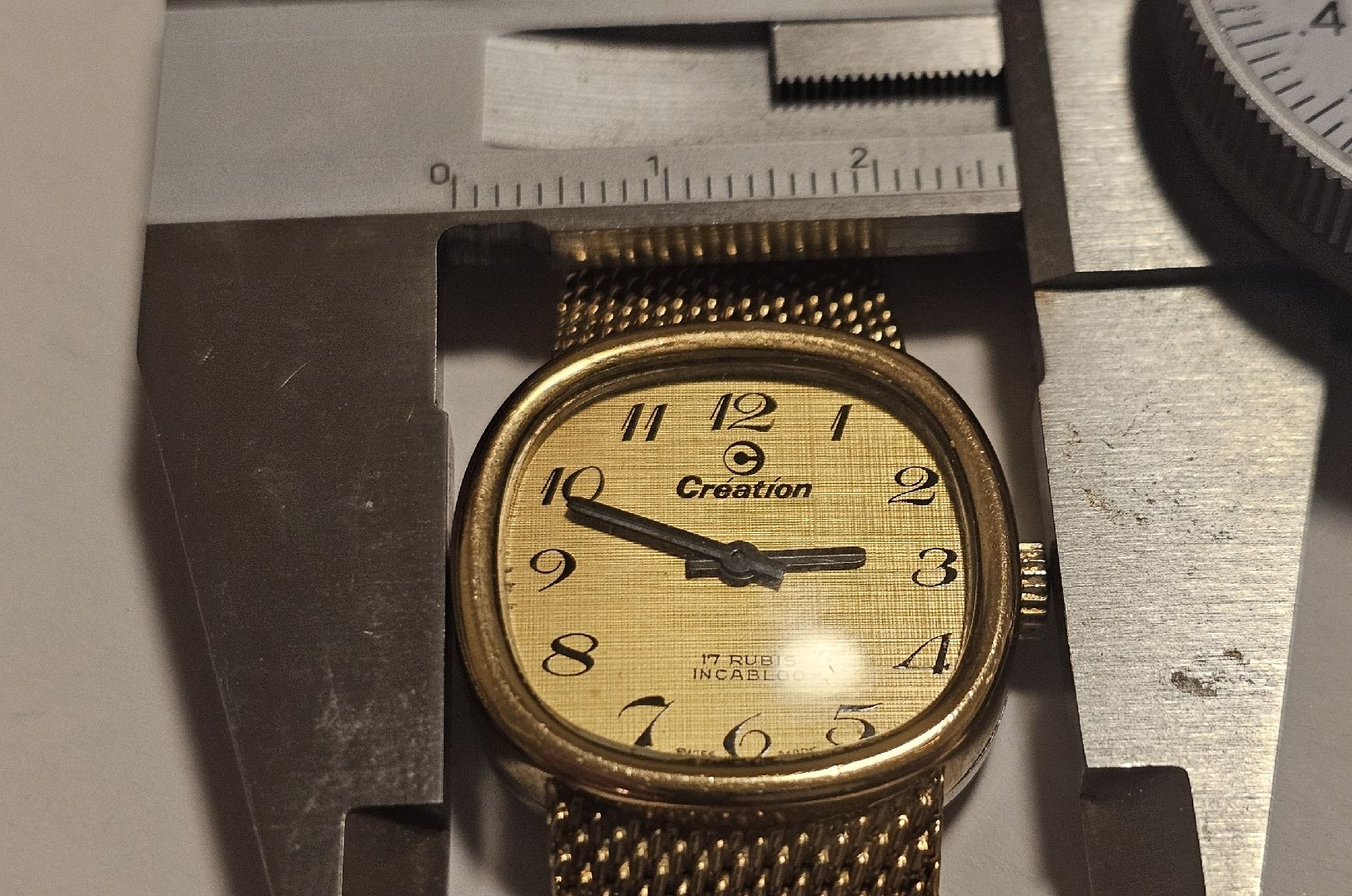 Création Orologi: Création, vintage et élégante  – Usato da Genève venduto da Fresko01 3