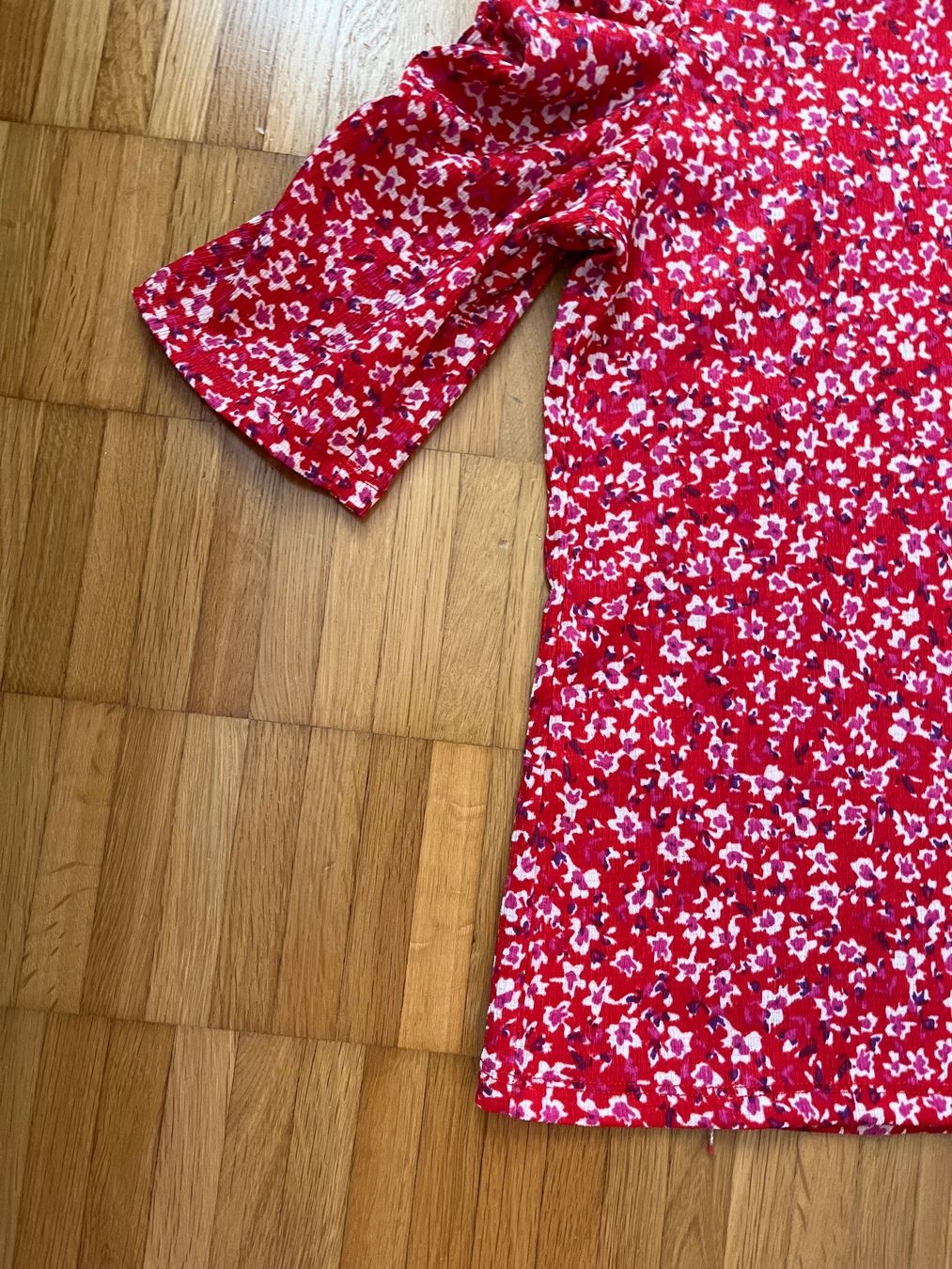 Blusen: LINDEX Rote Bluse, Blumenmuster, 3/4 Arm, Gr. S – Neu (gemäss Beschreibung) aus Jona von Good_luck1_ 2