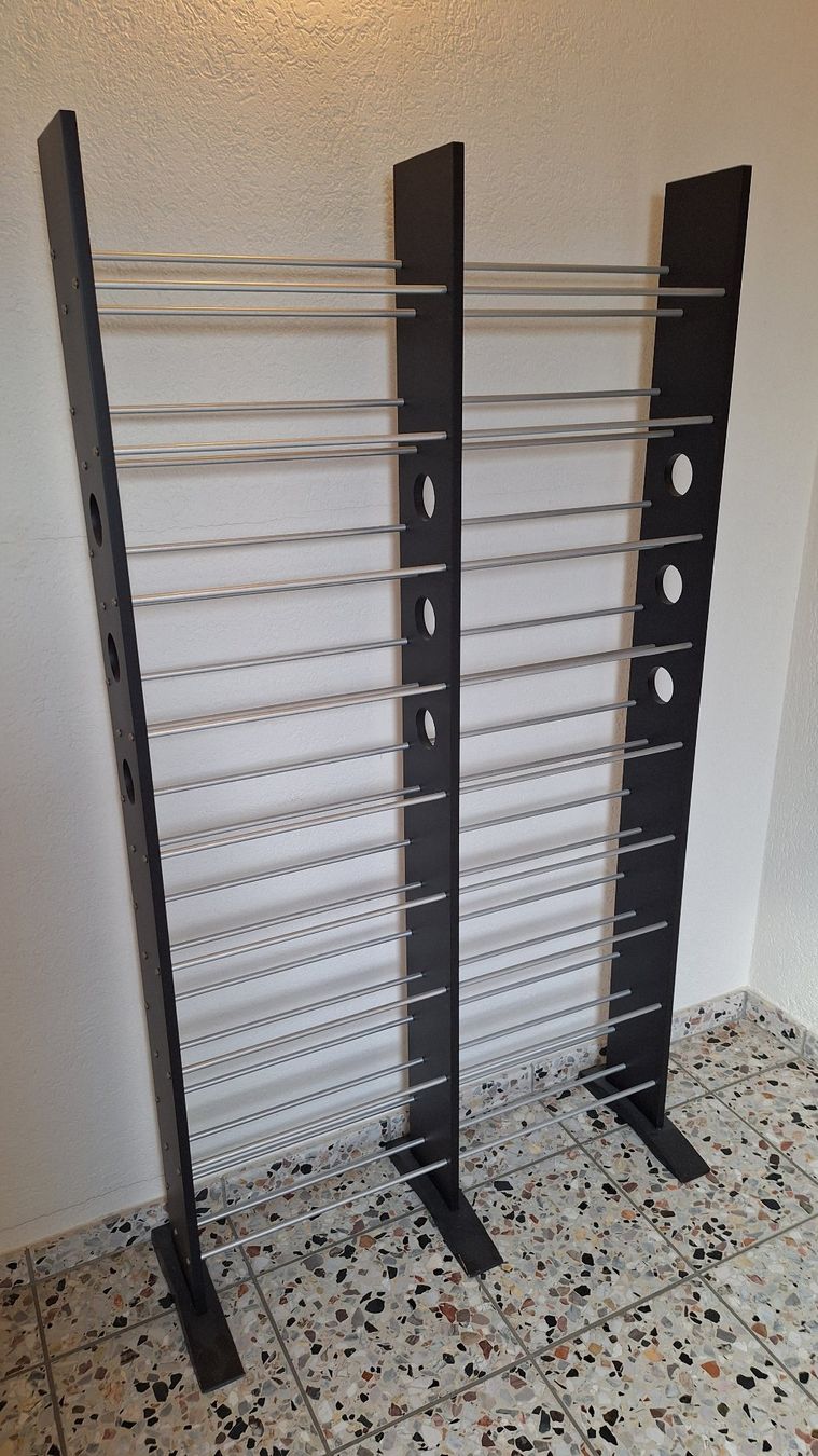Scaffali: CD-Regal schwarz Holz/Metall – Usato da Bubikon venduto da alexa43
