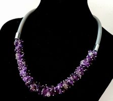 Collier (halskette) en améthyste
