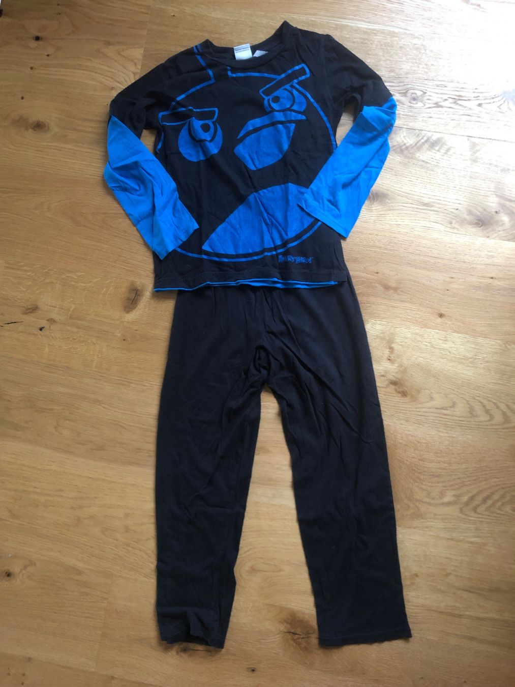 Pigiama & Simili: PYJAMA 140 ANGRY BIRDS – Usato da Wattwil venduto da jopara