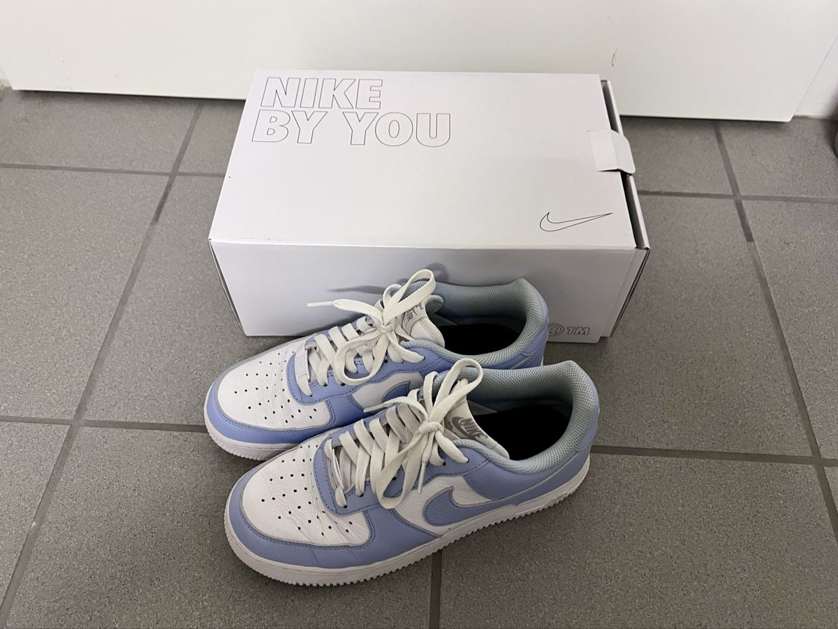 Nike Scarpe da donna: Nike Air Force 1 Low By You Gr. 40.5 – Usato da Rüschlikon venduto da sweet_76