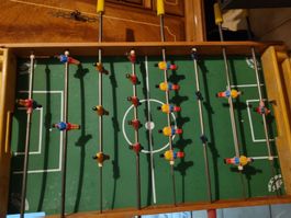 Fussballtisch , Töggelikasten, Fussball