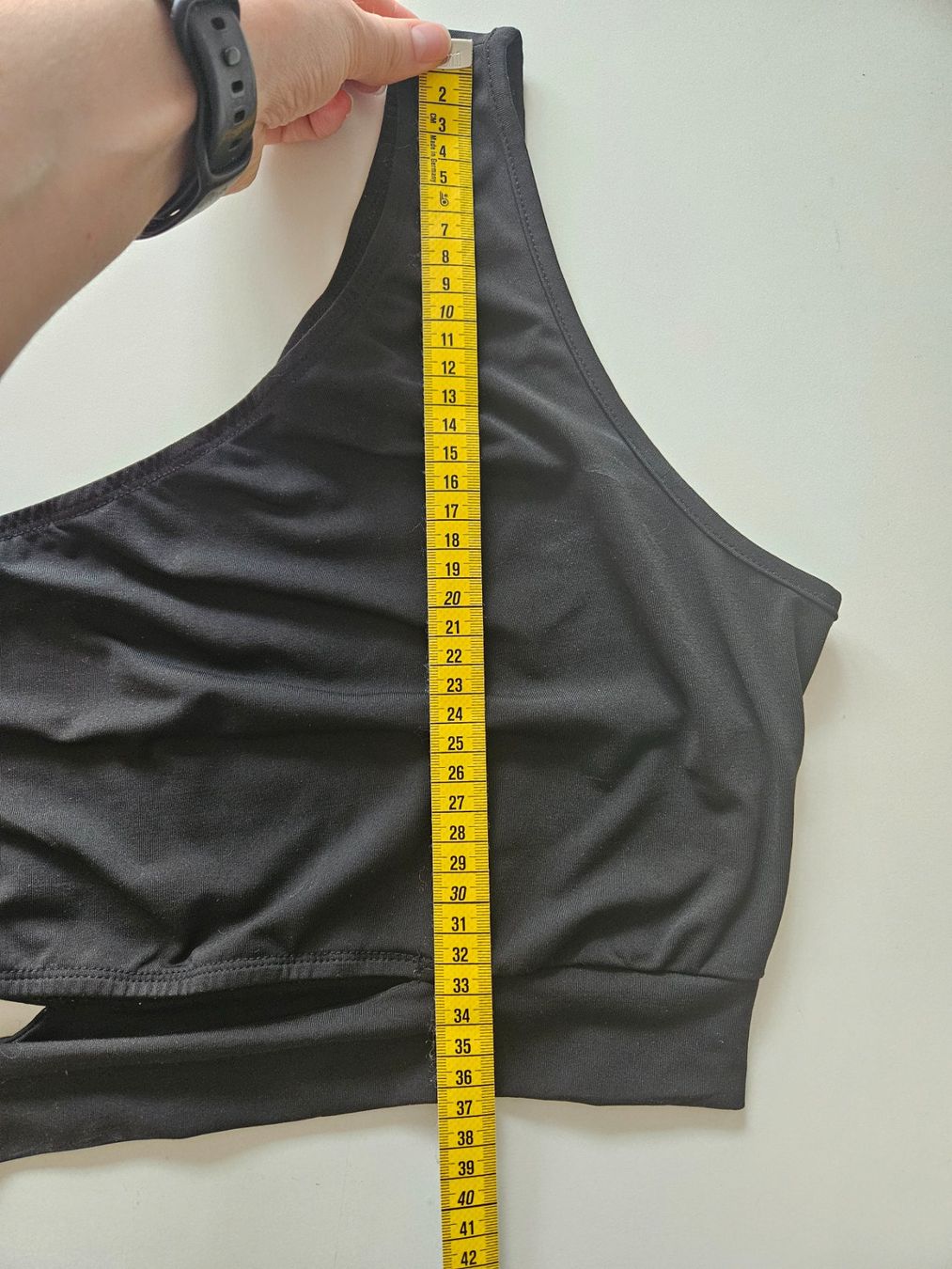 Shein Tops: One shoulder Gr.M schwarz von SHEIN – Gebraucht aus Schaffhausen von sabrina915 1