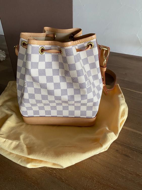 Louis Vuitton 'Noe BB' Beuteltasche in Braun