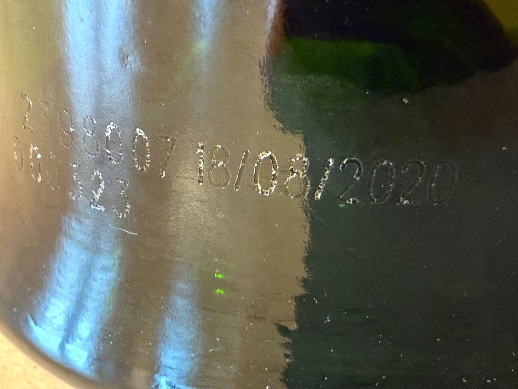 Ardbeg Bevande alcoliche: 1 Flasche Ardbeg Uigeadail 54.2% – Nuovo e nell'imballaggio originale da Wöschnau venduto da Vinsale 7