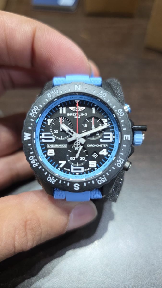 Breitling Orologi: Breitling Endurance Pro 38  2026 Ref X83310281B1S1 – Nuovo e nell'imballaggio originale da Adlikon b.Regensdf venduto da GPITIME 5
