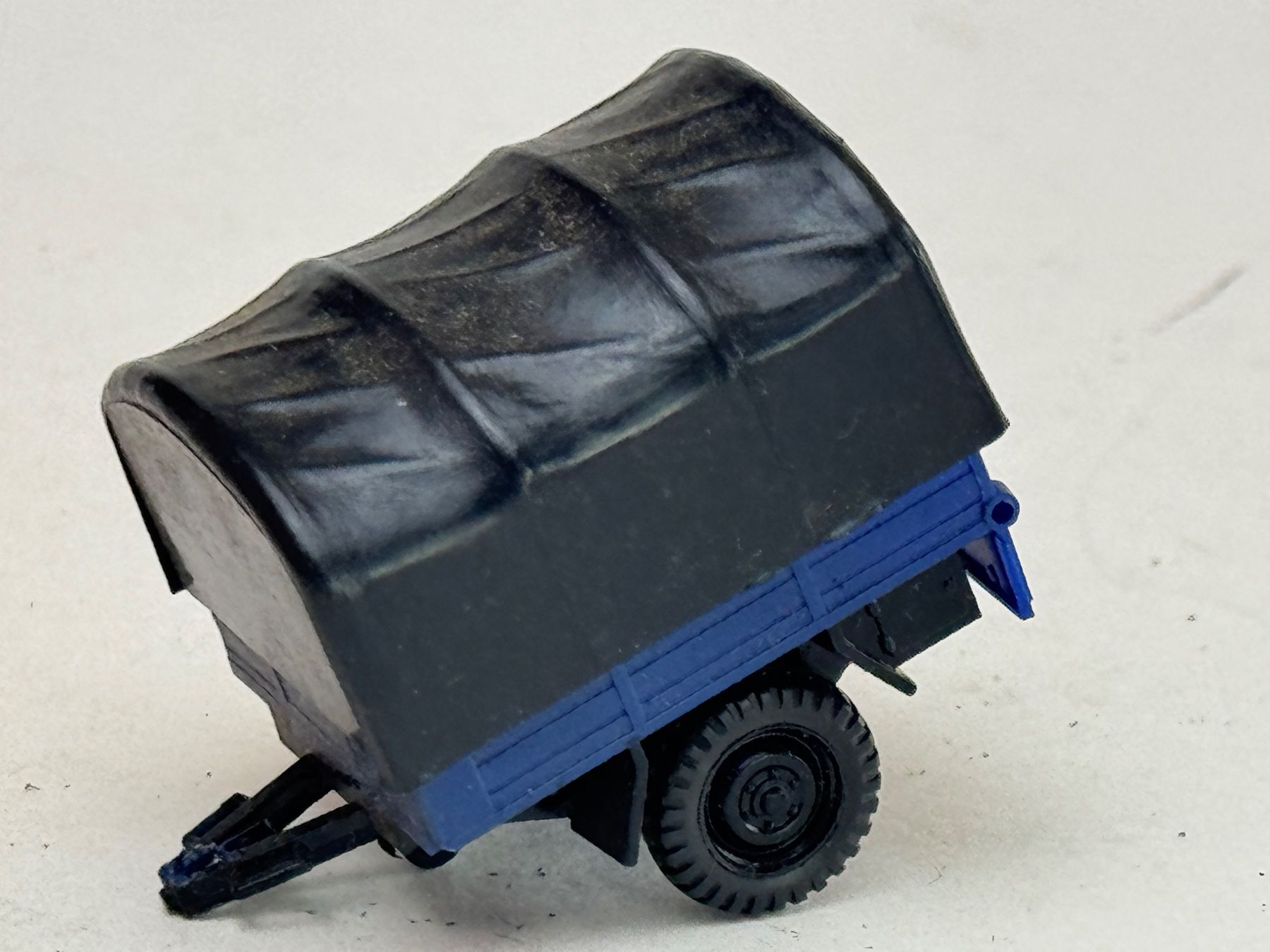 Magirus Modellini d'auto: GB5- Roco  THW 1 Achs Anhänger – Usato da Elm venduto da Wikmtz