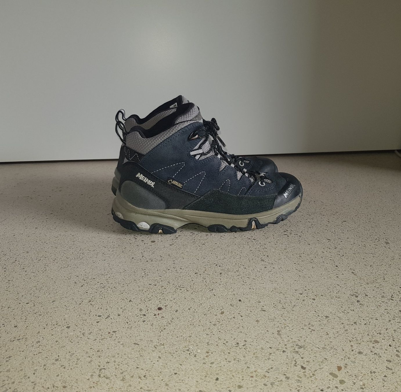 Meindl Schuhe für Jungen: Meindl GTX Wanderschuh Grösse 35 – Gebraucht aus Basel von fafa68