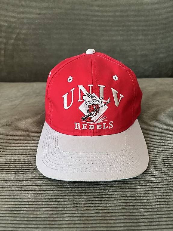 Autres vêtements & accessoires: Rebels Cap – D'occasion à Ennetbaden par julija.