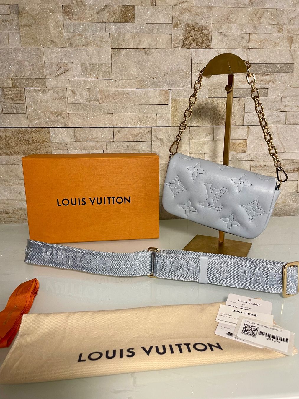 Louis Vuitton Borse da donna: Louis Vuitton Bubblegram Wallet on Strap - Nr. 6 – Usato da Hittnau venduto da LuxAndMore 1