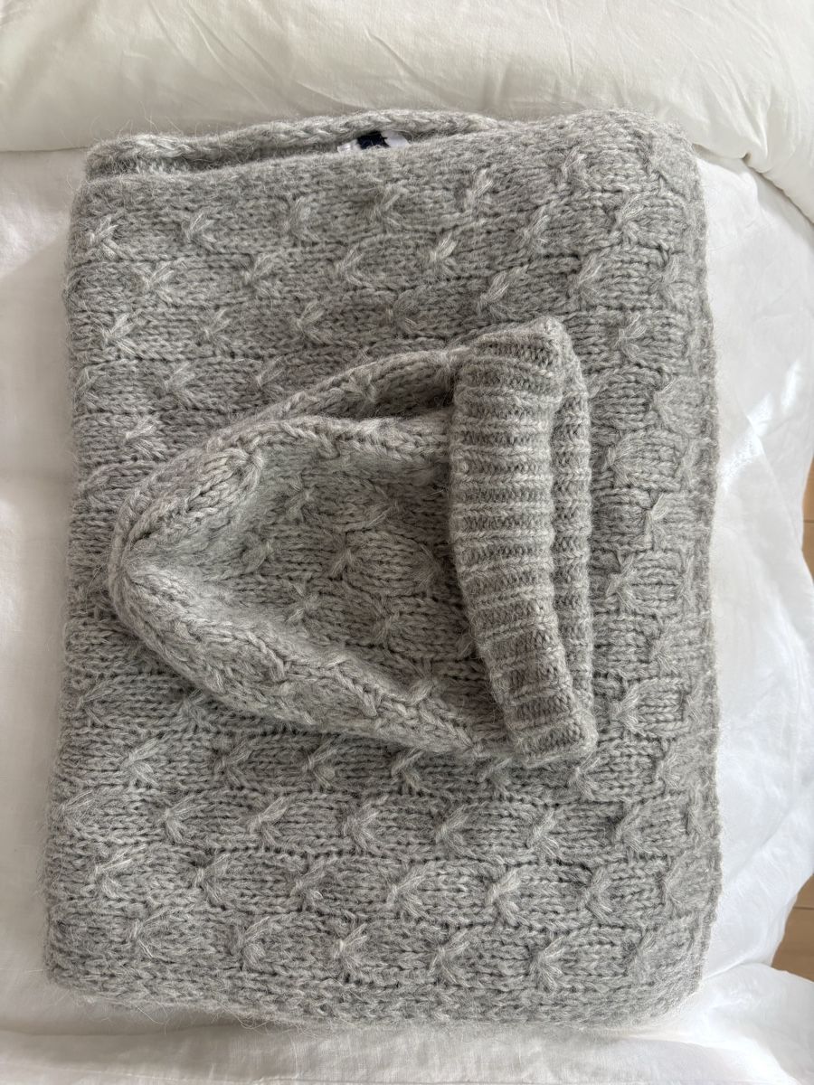 Caroll Foulards & écharpes: Ensemble écharpe et bonnet Caroll gris – Neuf (Voir description) à Glattfelden par clemdidou