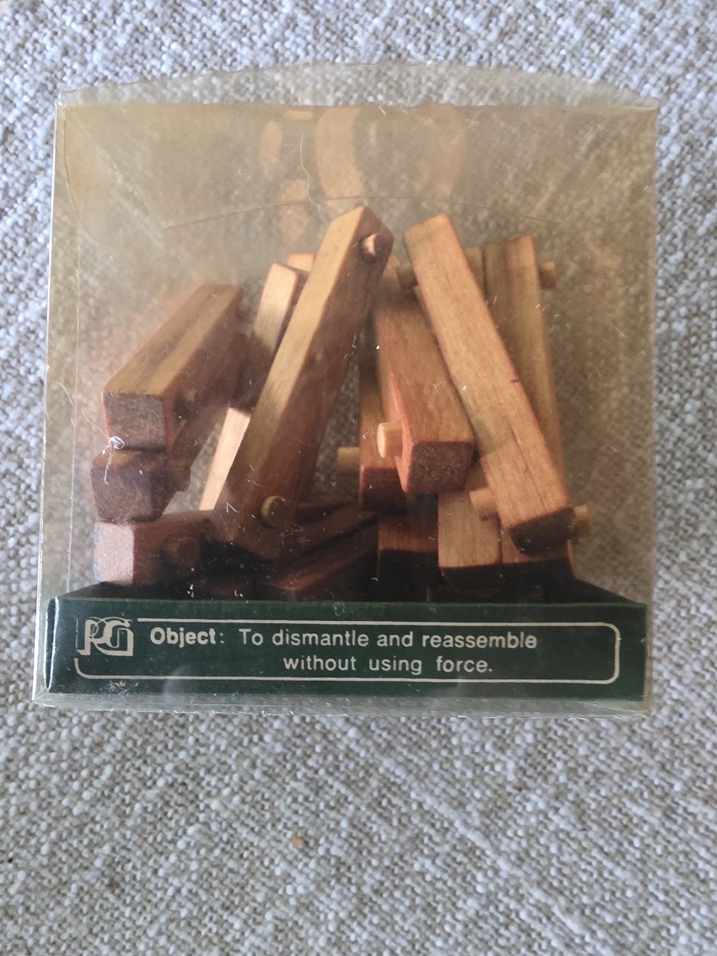 Puzzle: Wooden Puzzle Unassembled Good Condition – Nuovo (secondo la descrizione) da Hinwil venduto da Ehretstock8 2