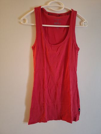rotes Tanktop von Only in Gr. S