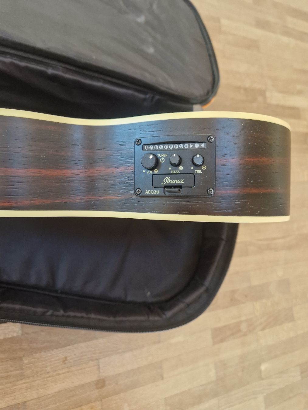Ibanez Musikinstrumente: Ibanez Ukulele inklusive Tasche – Neu (gemäss Beschreibung) aus Wetzikon ZH von leo_vhb6 1