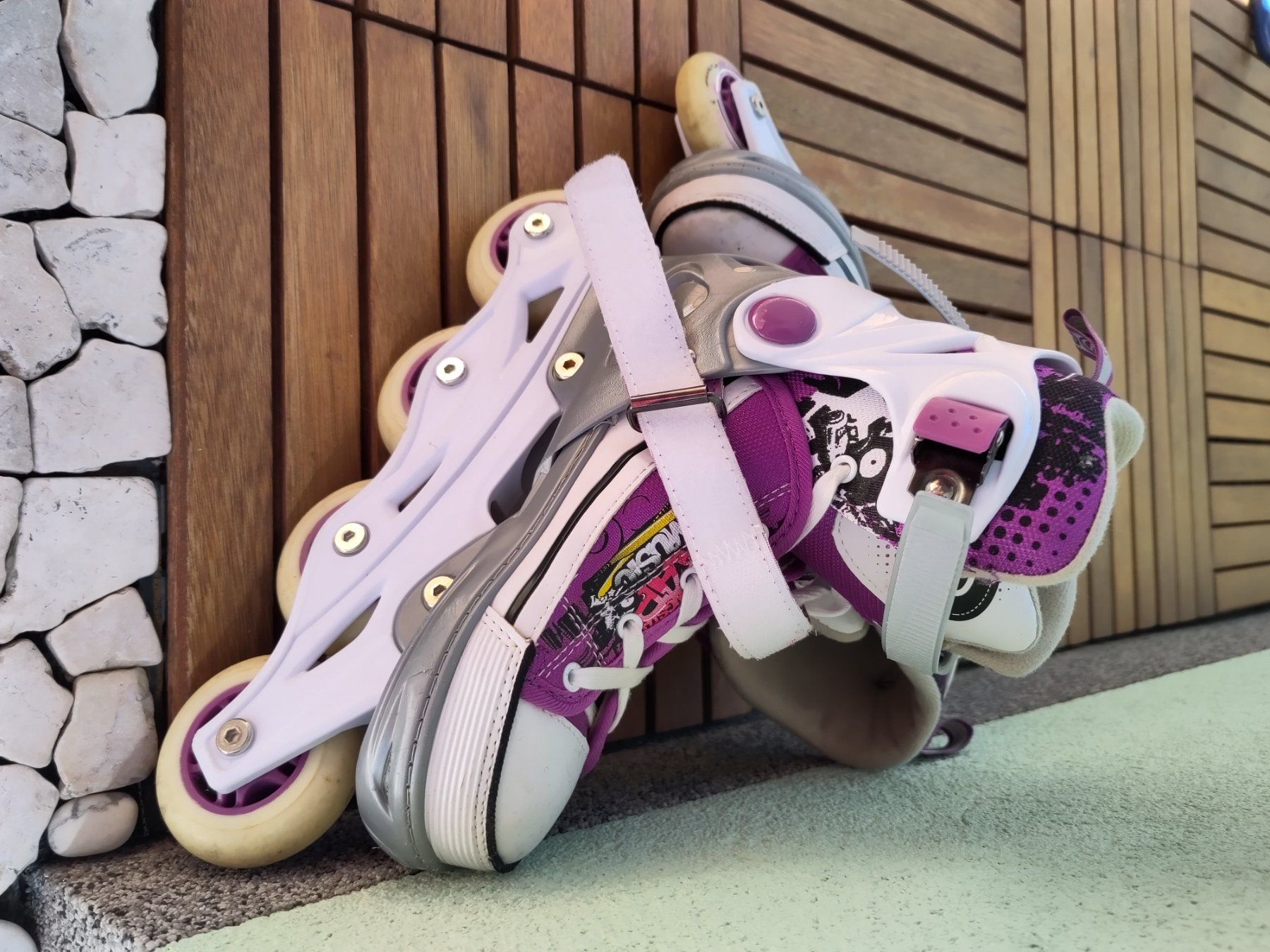 Pattini in linea & Pattini a rotelle: Rollschuhe + Schlitschuh 2 in 1 Gr. 33-36 – Usato da Fribourg venduto da monca 3