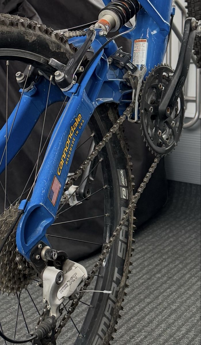 Cannondale Velos: Cannondale Super V 500 Fully – Gebraucht aus Basel von tontonkuna 3