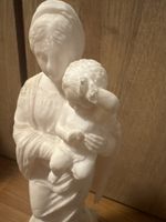 Vierge Marie  l’Enfant Jésus en marbre blanc–fin XIXe siècle