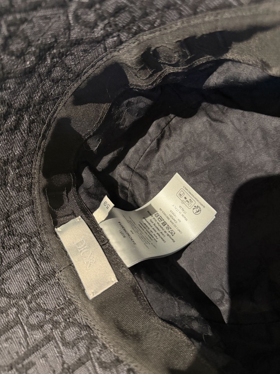 Dior Copricapi, berretti & cappellini: DIOR OBLIQUE BUCKET HAT ORIGINAL – Nuovo (secondo la descrizione) da Hinwil venduto da CozyBree 4
